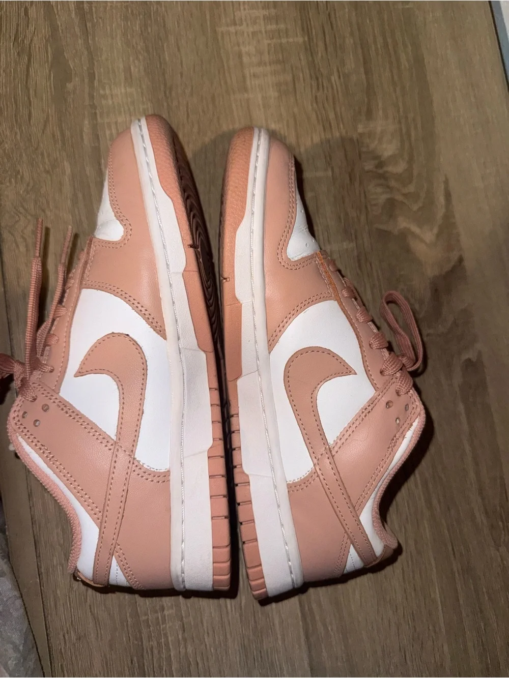 Nike low top